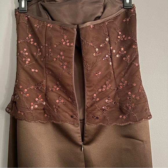 Studio Tahari Co. Size 6 Petite Brown Sequinned Strapless Maxi Prom Dress - Picture 7 of 11